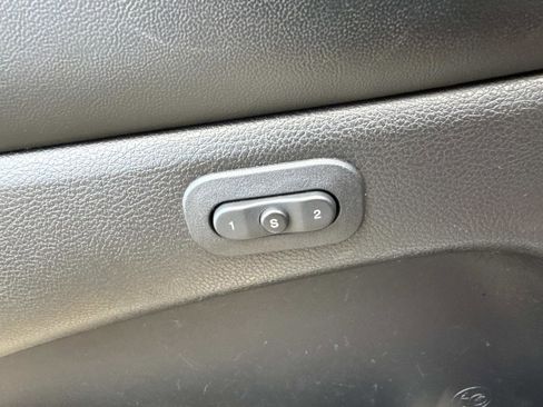 Used 2020 Jeep Grand Cherokee Limited image 22