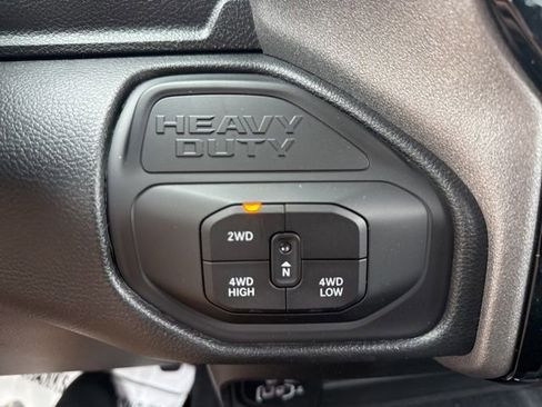 New 2026 RAM 3500 Tradesman AWD/4WD image 32
