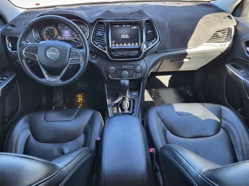 Used 2020 Jeep Cherokee Limited image 24