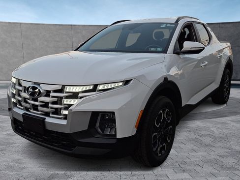 Used 2022 Hyundai Santa Cruz SEL Premium image 4