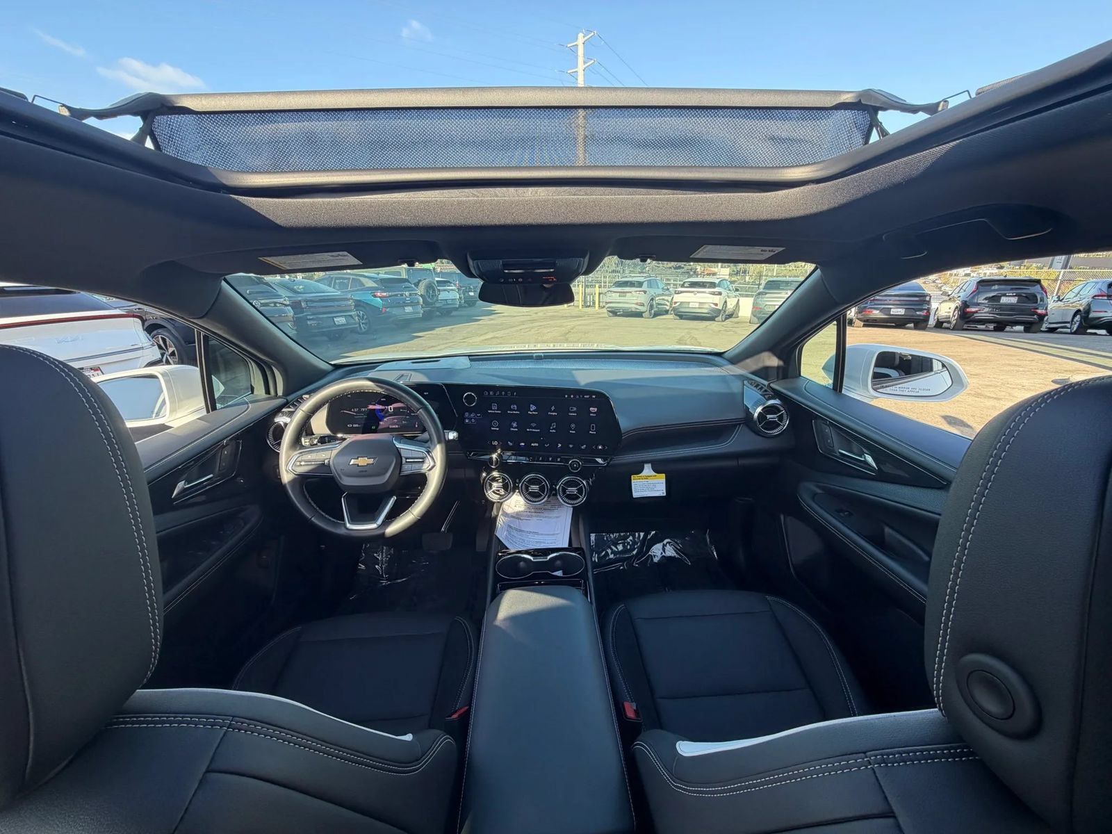 Used 2024 Chevrolet Blazer EV LT AWD/4WD image 23