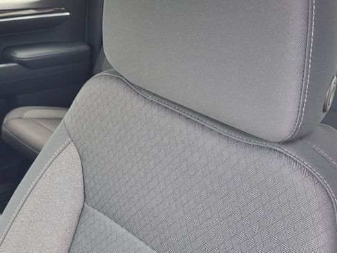 Used 2022 Chevrolet Silverado 1500 RST w/ Rally Edition RWD image 19