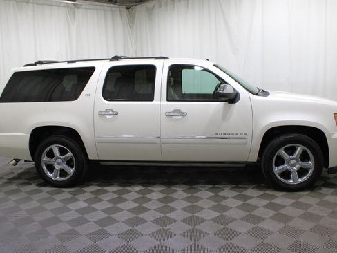 Used 2011 Chevrolet Suburban LTZ image 28