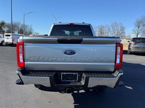Used 2024 Ford F250 XLT image 5