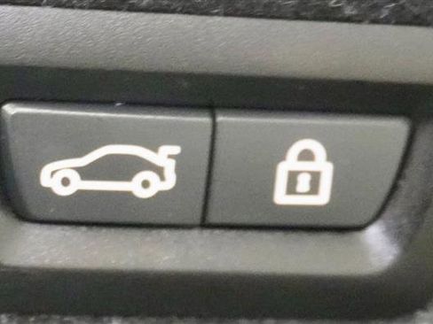 Used 2018 BMW 540i image 51