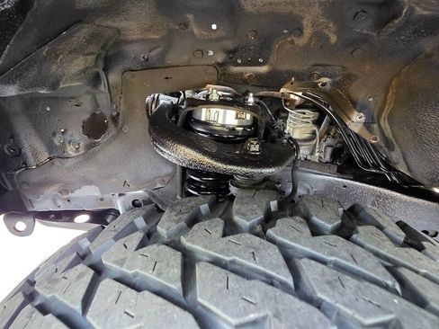 Used 2001 Toyota 4Runner SR5 image 41