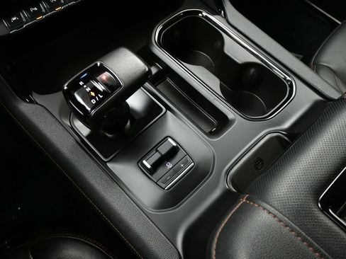 Used 2022 GMC Sierra 1500 AT4 w/ AT4 Premium Package AWD/4WD image 31