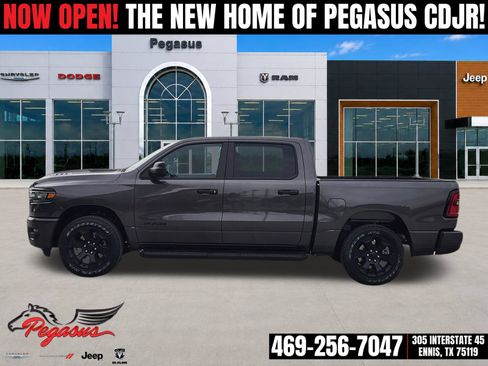 New 2026 RAM 1500 Express AWD/4WD image 3