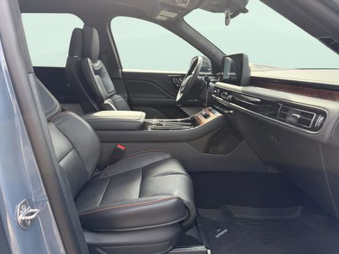 New 2026 Lincoln Aviator Black Label AWD/4WD image 30