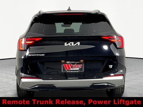 Certified 2026 Kia Sportage SX FWD image 5