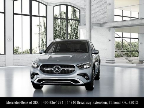New 2026 Mercedes-Benz GLA 250 4MATIC image 42