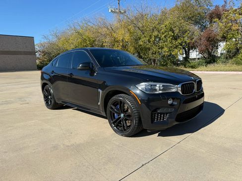 Used 2017 BMW X6 M image 8