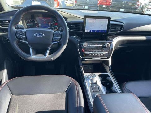 Used 2023 Ford Explorer ST-Line w/ Class IV Trailer Tow Package image 15