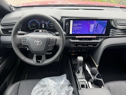 Used 2026 Toyota Camry XSE w/ Premium Plus Package FWD image 9