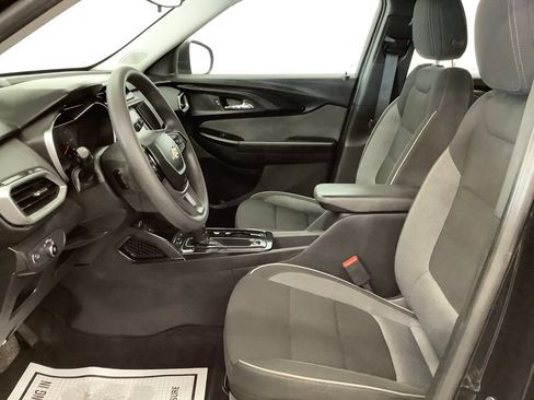 Used 2023 Chevrolet TrailBlazer LS FWD image 11