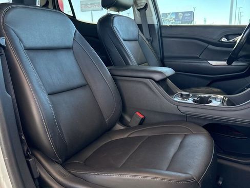 Used 2020 GMC Acadia SLT image 32