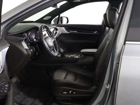 Used 2024 Cadillac XT6 Premium Luxury w/ LPO, Floor Liner Package AWD/4WD image 29