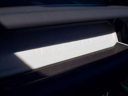 Used 2024 Land Rover Defender 130 X-Dynamic SE image 46