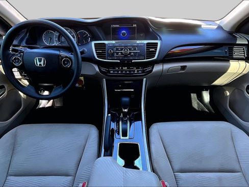 Used 2017 Honda Accord LX image 14