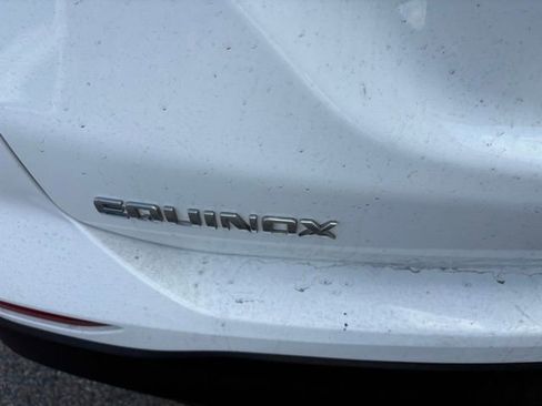Used 2023 Chevrolet Equinox LT image 11