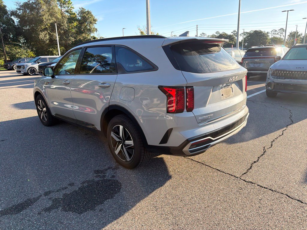 Certified 2023 Kia Sorento EX w/ Panoramic Sunroof Package FWD image 7