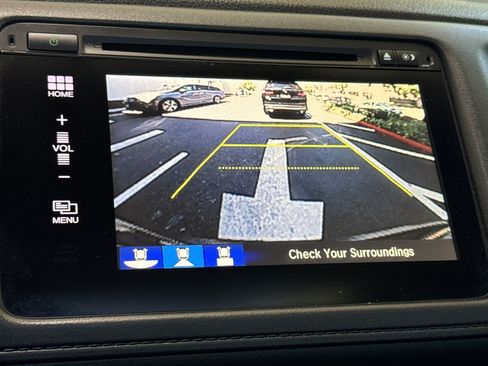 Used 2018 Honda HR-V EX image 19