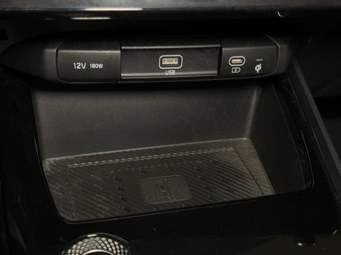 Certified 2023 Kia Niro Wave w/ Wave Preserve Package FWD image 36