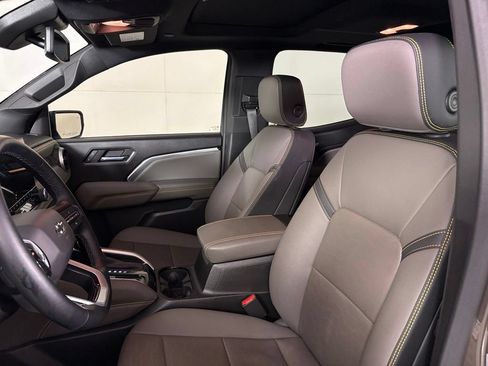 Used 2025 Chevrolet Colorado ZR2 AWD/4WD image 18