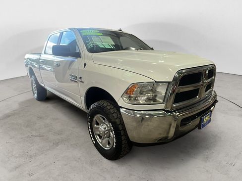 Used 2018 RAM 2500 SLT AWD/4WD image 8
