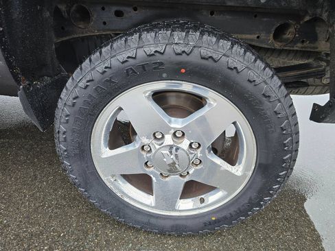Used 2015 Chevrolet Silverado 2500 LTZ AWD/4WD image 15