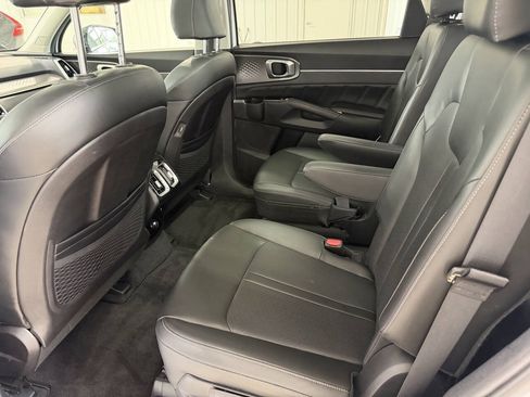 Used 2022 Kia Sorento SX FWD image 23