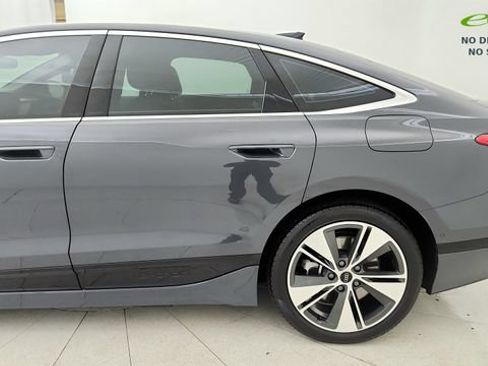 Used 2025 Audi A6 e-tron Premium Plus w/ Premium Plus RWD image 23