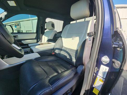 Used 2024 Toyota Tundra Capstone AWD/4WD image 22