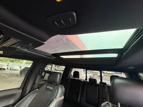 Used 2018 Ford F150 Raptor w/ Equipment Group 802A Luxury AWD/4WD image 29