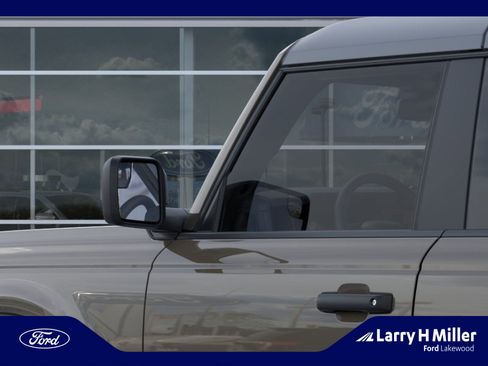 New 2025 Ford Bronco 4-Door AWD/4WD image 22