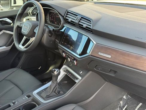 Certified 2025 Audi Q3 2.0T Premium Plus w/ Premium Plus Package image 14