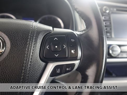 Used 2018 Toyota Highlander Limited image 5
