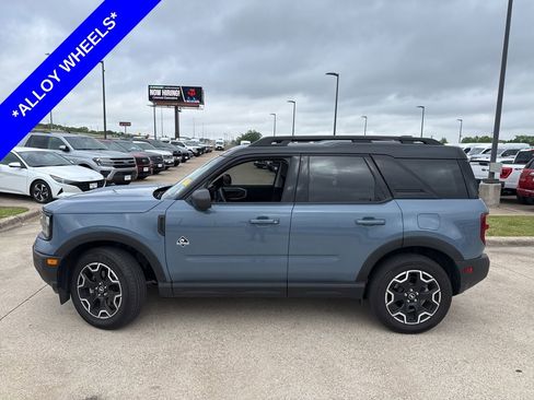 Used 2025 Ford Bronco Sport Outer Banks w/ Outer Banks Tech Package+ image 3