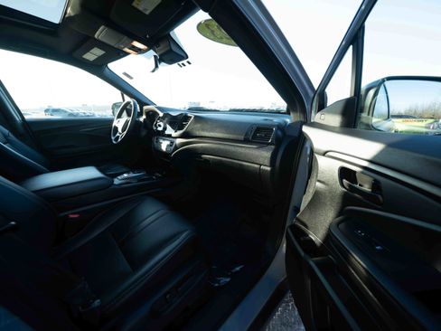 Certified 2024 Honda Passport TrailSport image 26