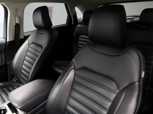 Certified 2024 Ford Edge SEL w/ Convenience Package AWD/4WD image 25