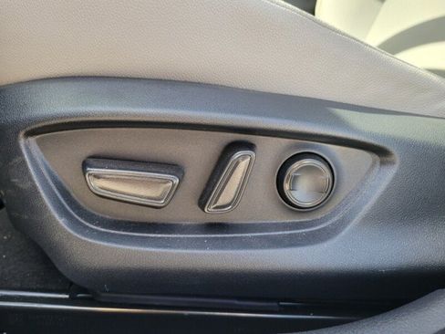 Used 2025 Toyota Camry SE w/ Multimedia Upgrade Package FWD image 11