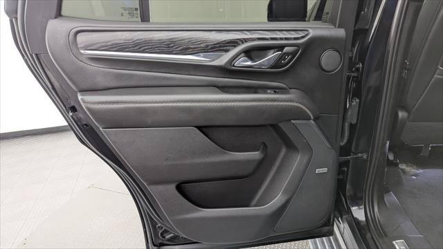 Used 2021 GMC Yukon Denali w/ Denali Premium Package RWD image 16