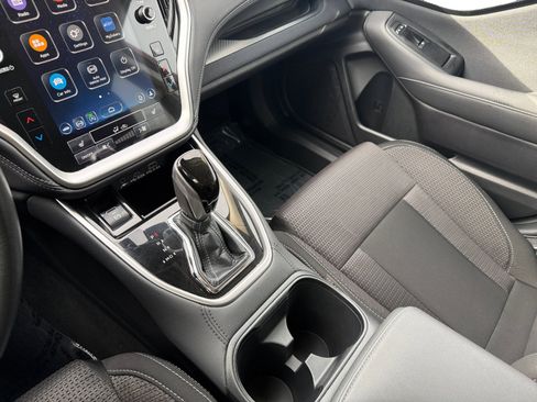 Used 2023 Subaru Outback Premium image 13