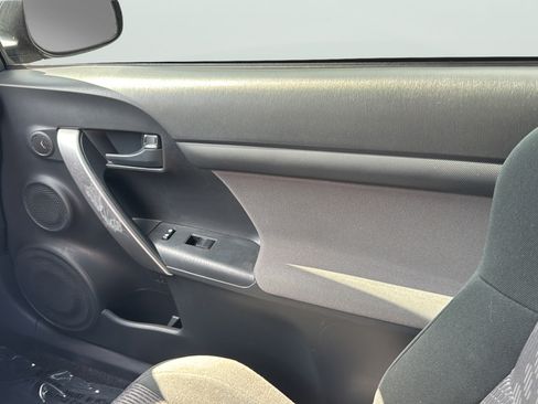 Used 2011 Scion tC FWD image 17