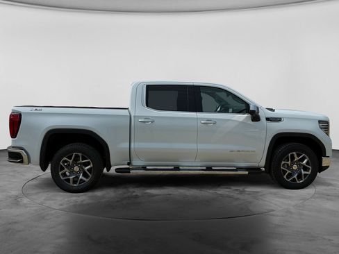 New 2026 GMC Sierra 1500 SLT w/ SLT Premium Plus Package AWD/4WD image 8