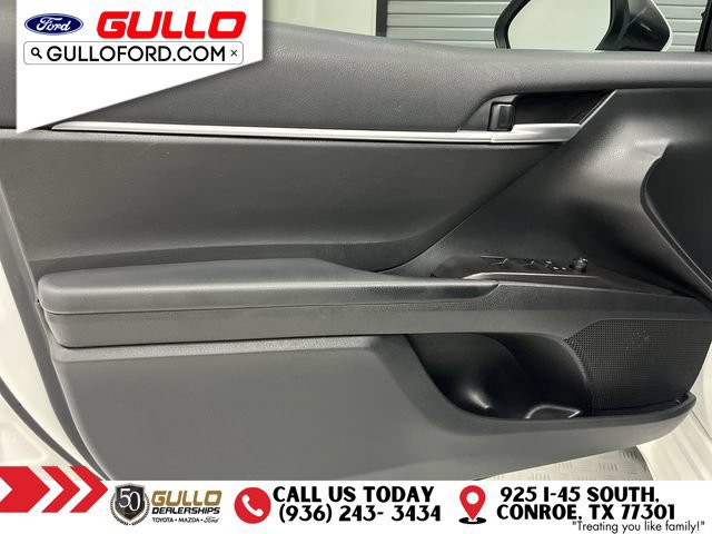 Used 2024 Toyota Camry SE FWD image 19