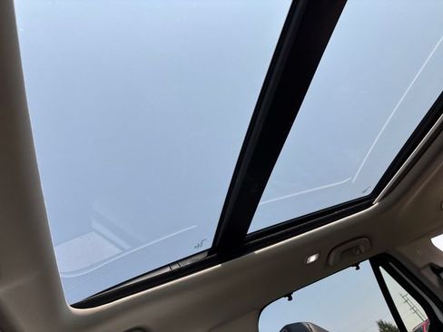 Certified 2025 Honda Pilot Touring image 22