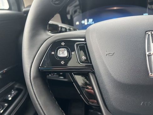New 2025 Lincoln Corsair Reserve image 22