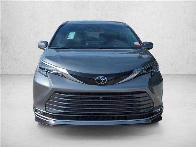 Used 2026 Toyota Sienna Platinum AWD/4WD image 2