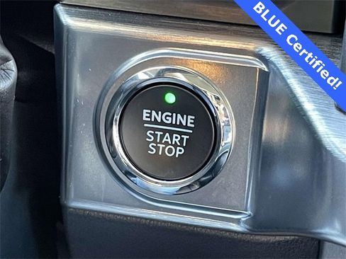 Certified 2022 Ford F150 Lariat w/ Equipment Group 501A Mid image 25